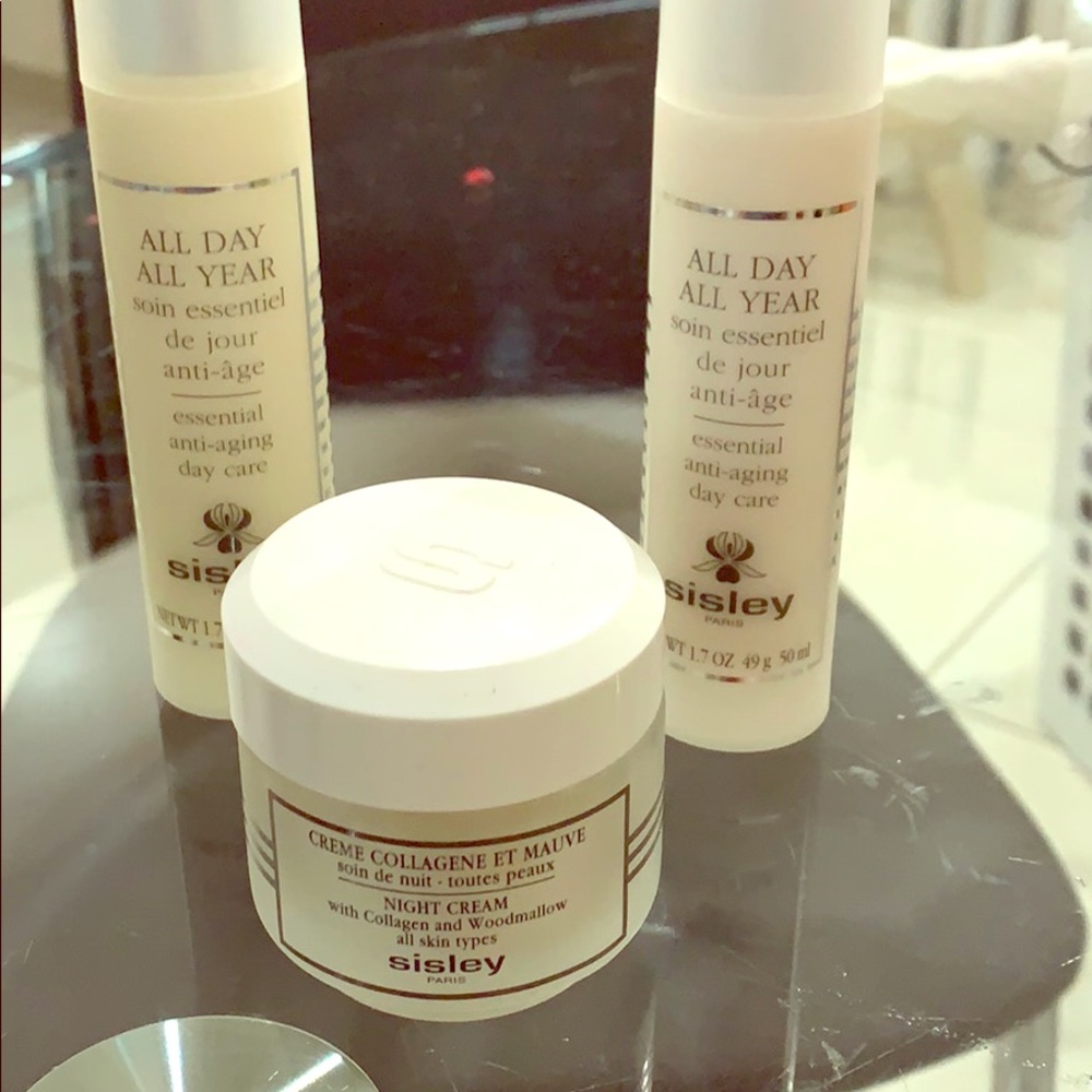 Sisley anti-age day carro and night cream